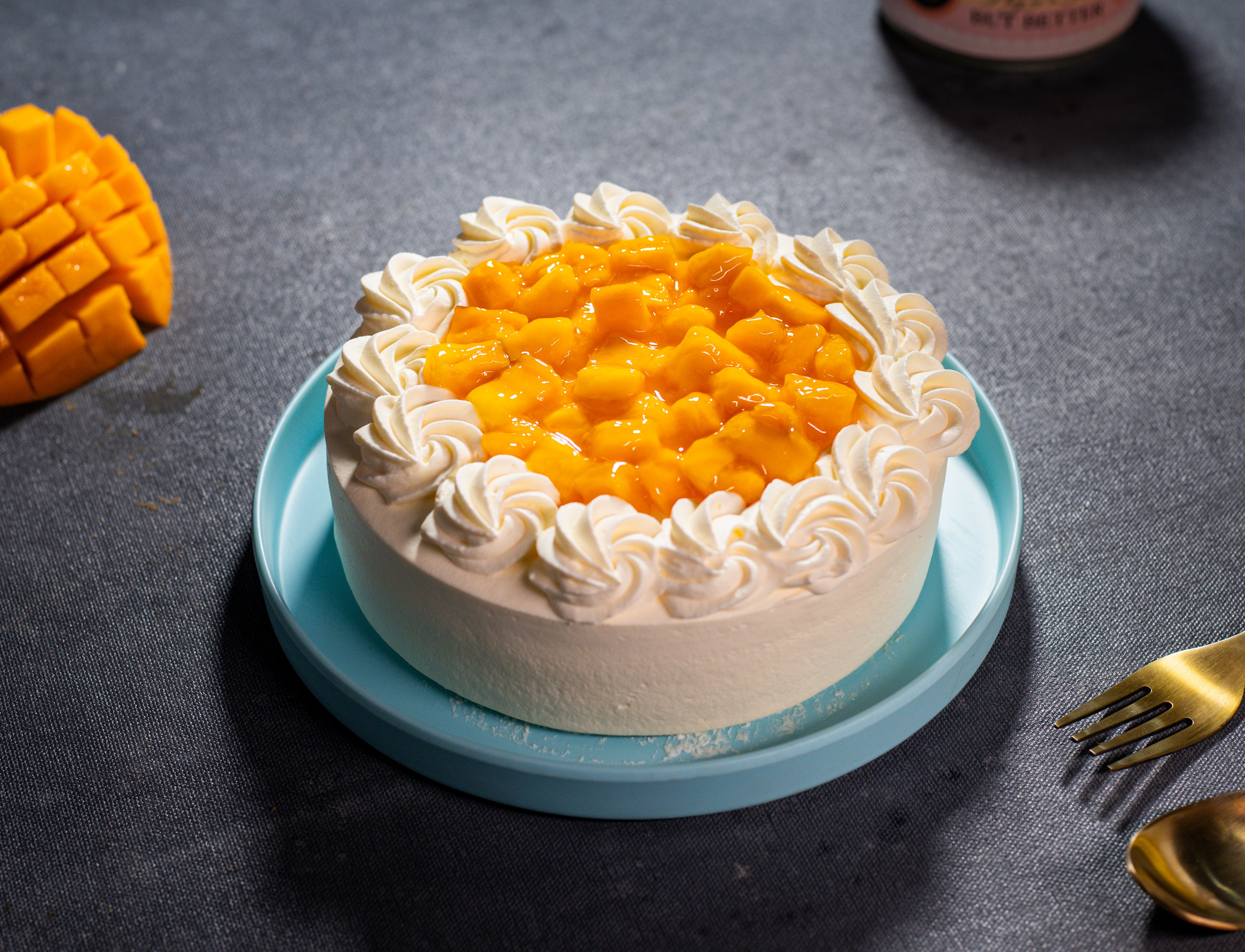 Mango Cream Cake